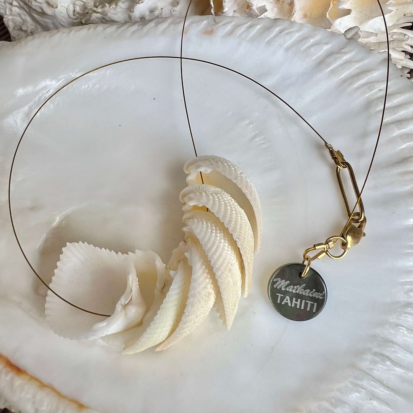 COLLIER 'ARE