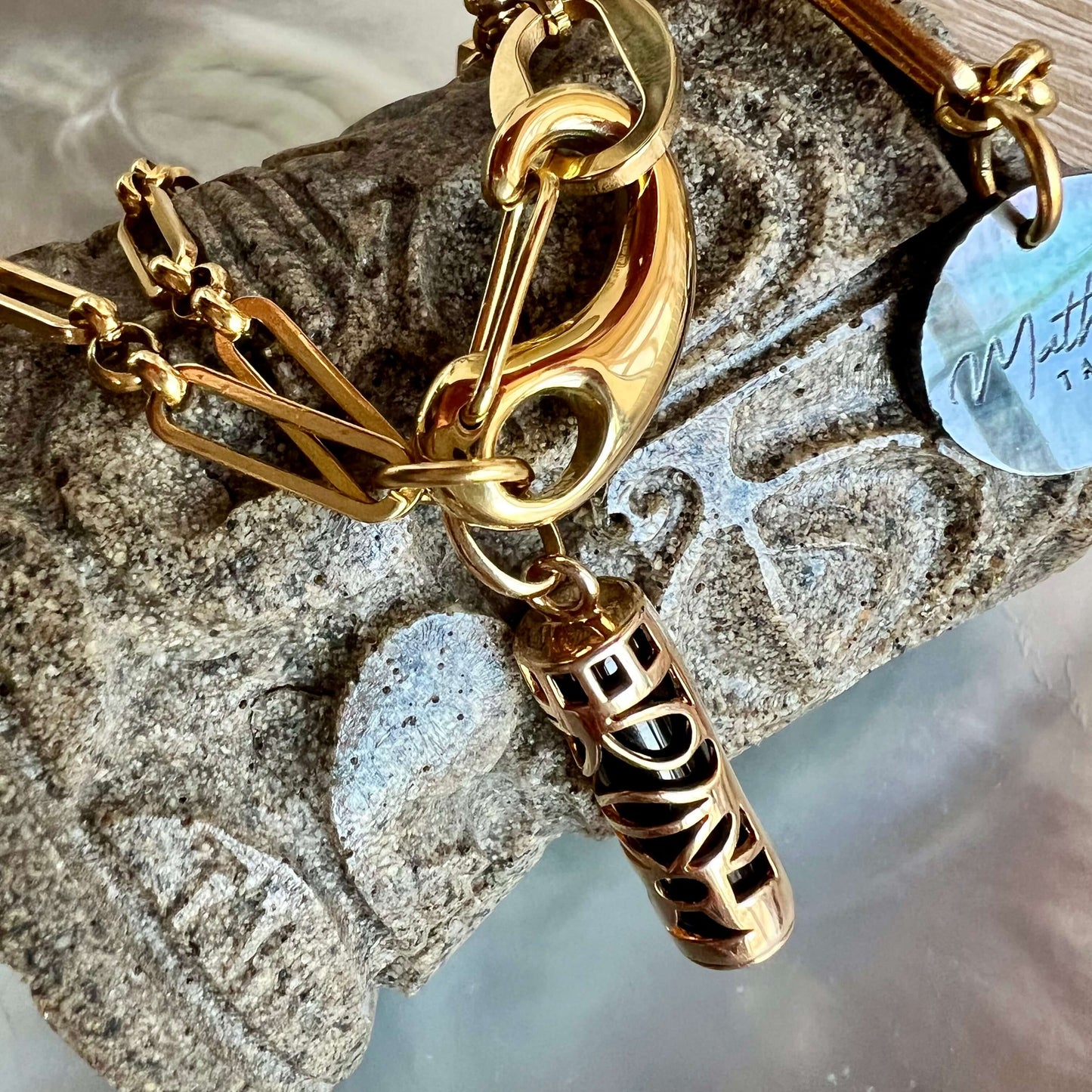 COLLIER TIKI