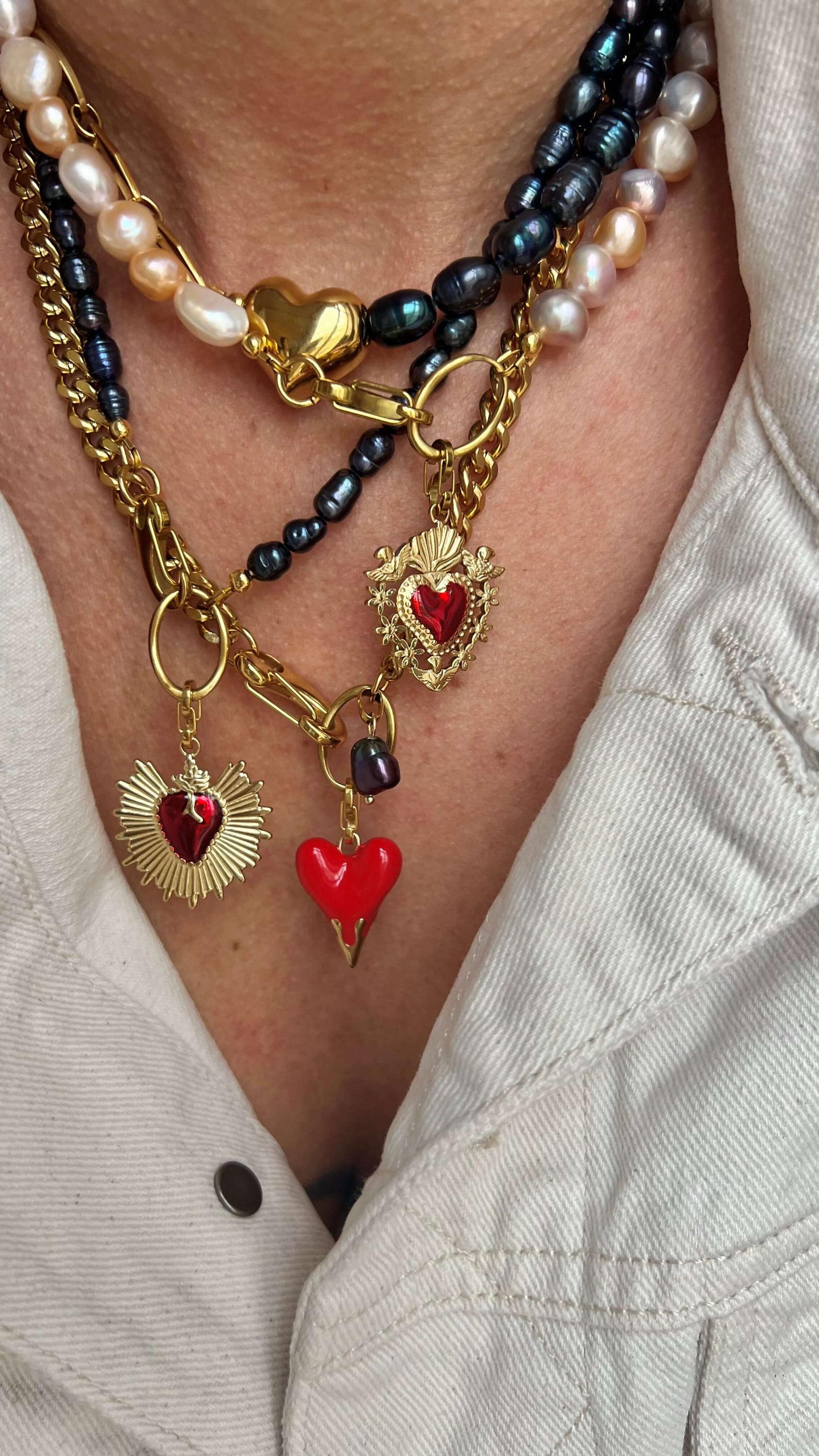 COLLIER MOEMOEĀ