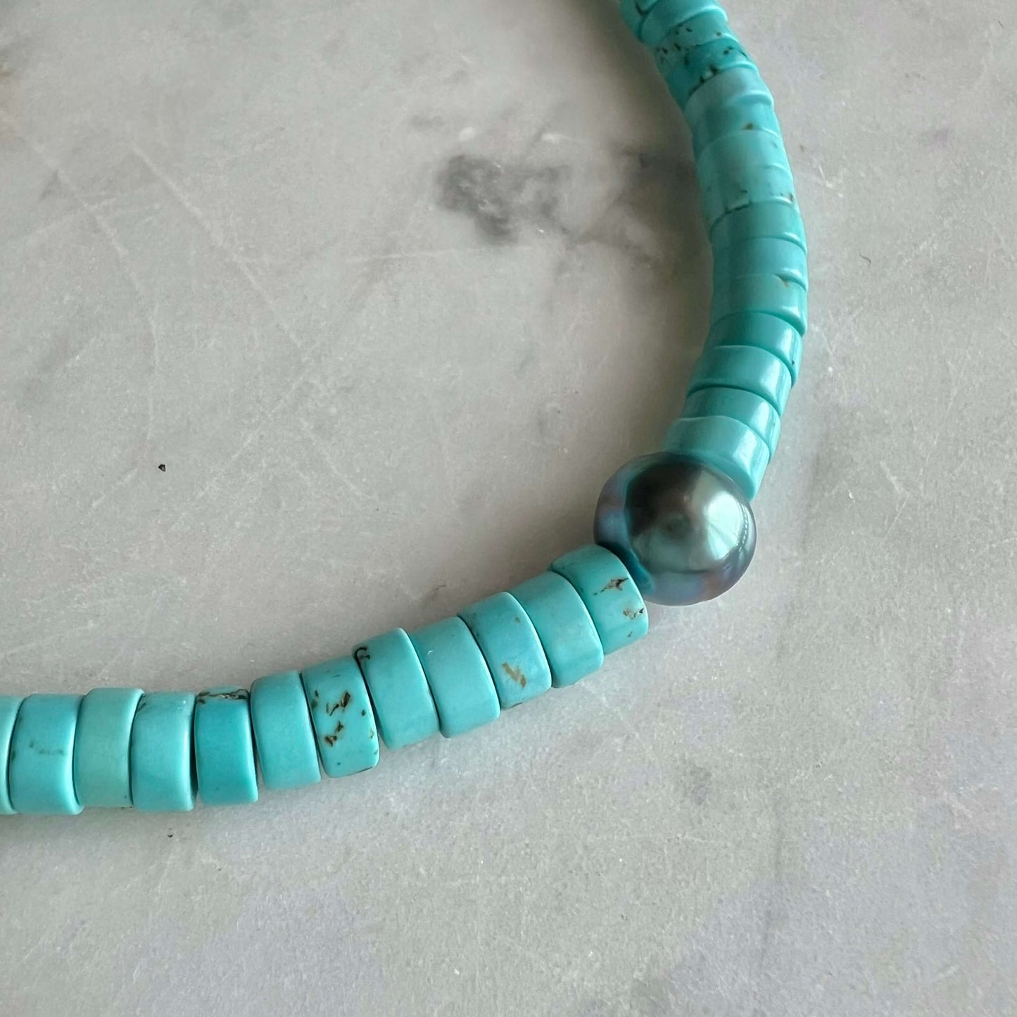 COLLIER PIHITI