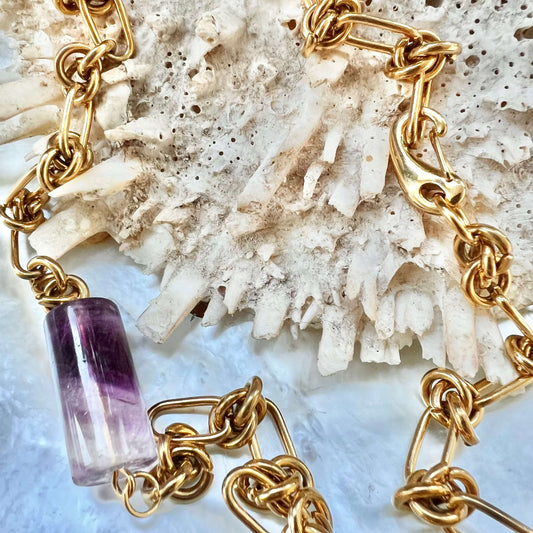 COLLIER MĀERE