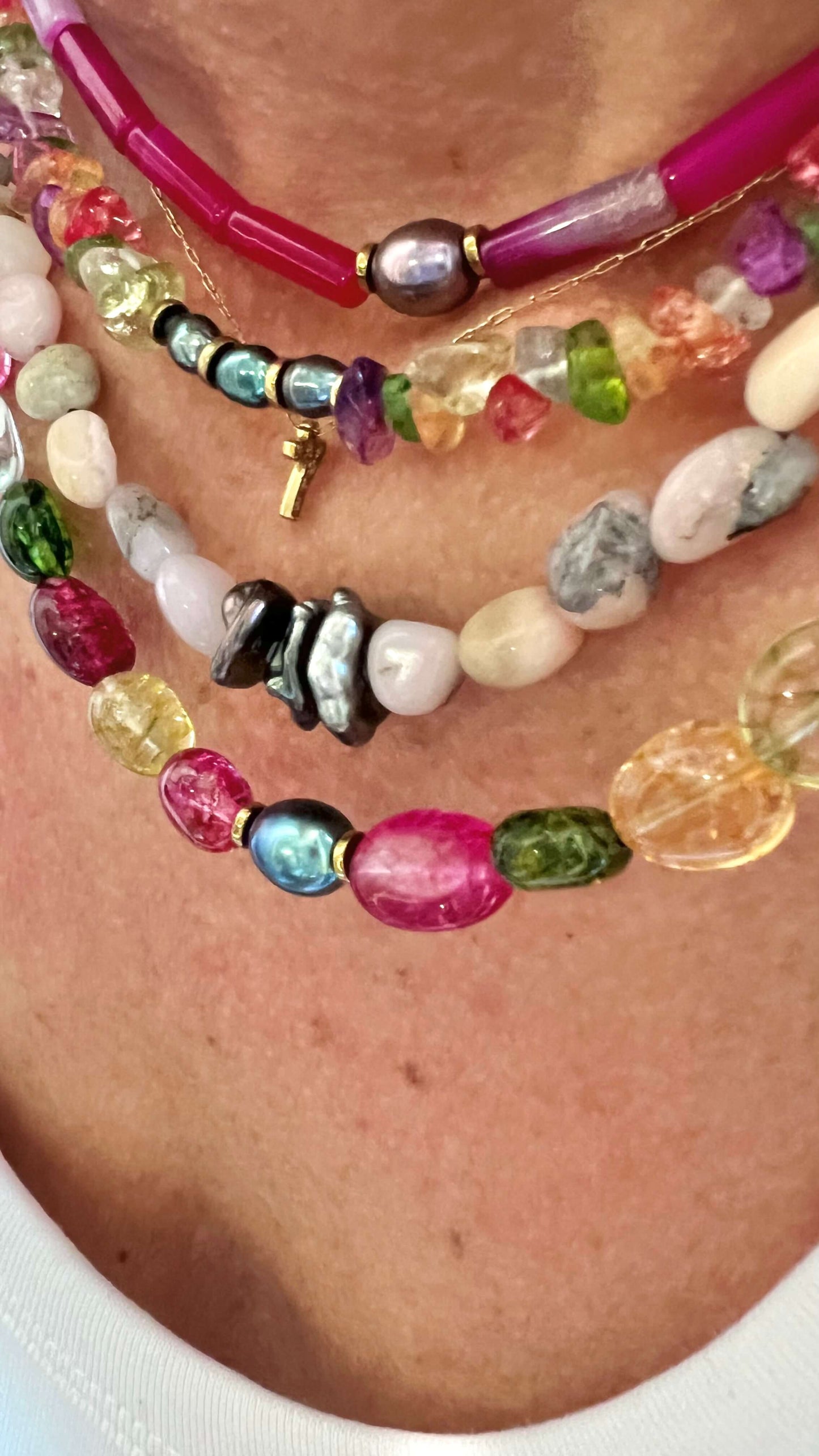 COLLIER ORAORA