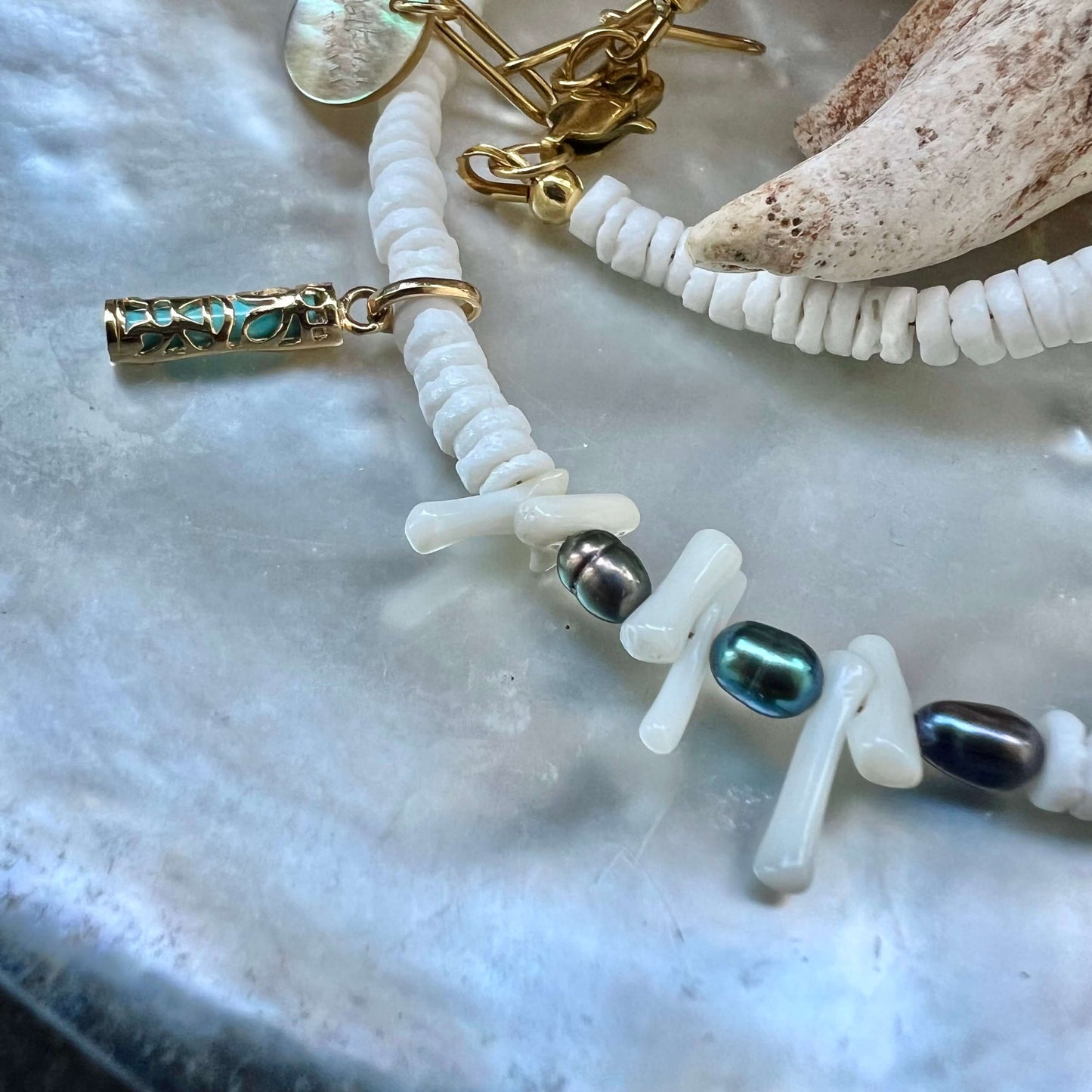 COLLIER TI'AMĀ