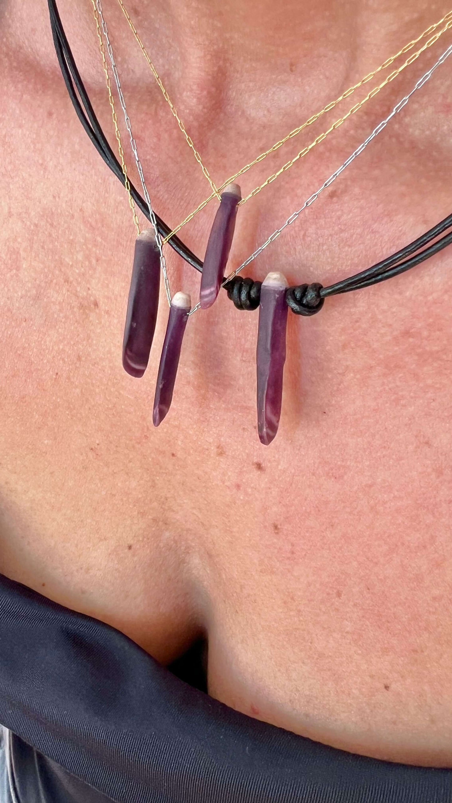 LOT DE 2 COLLIERS VANA