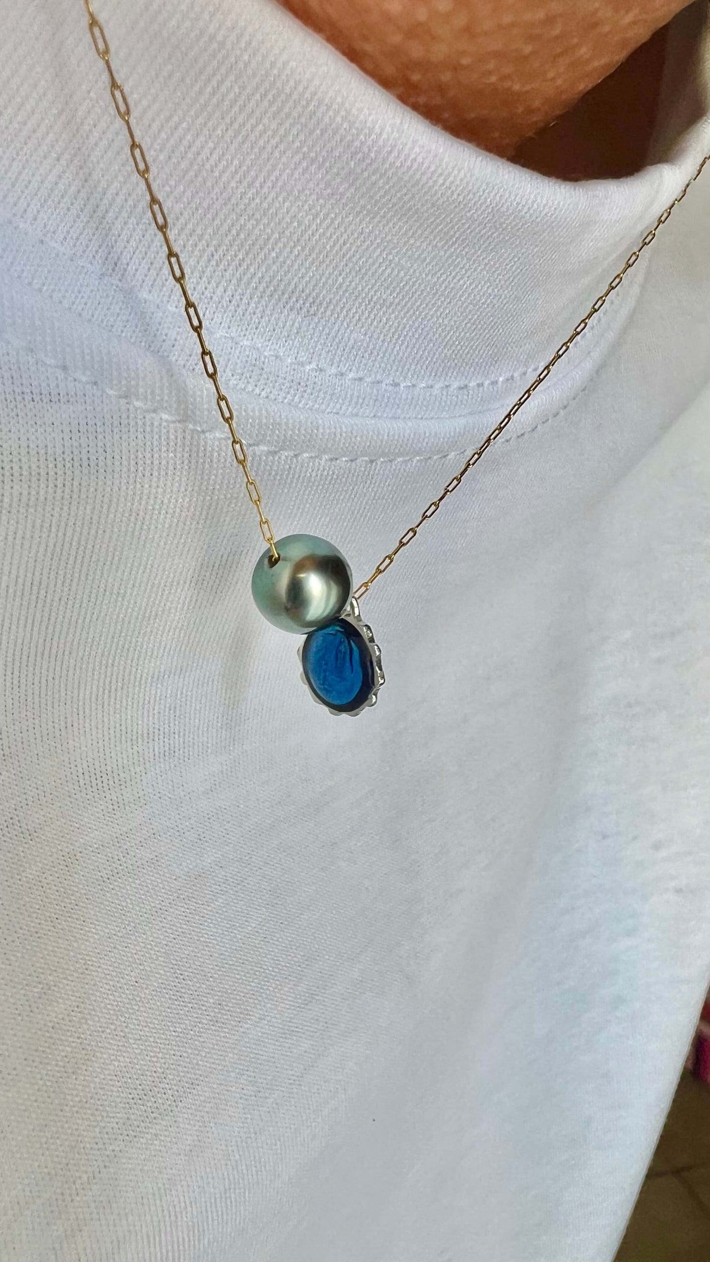 COLLIER 'UPU
