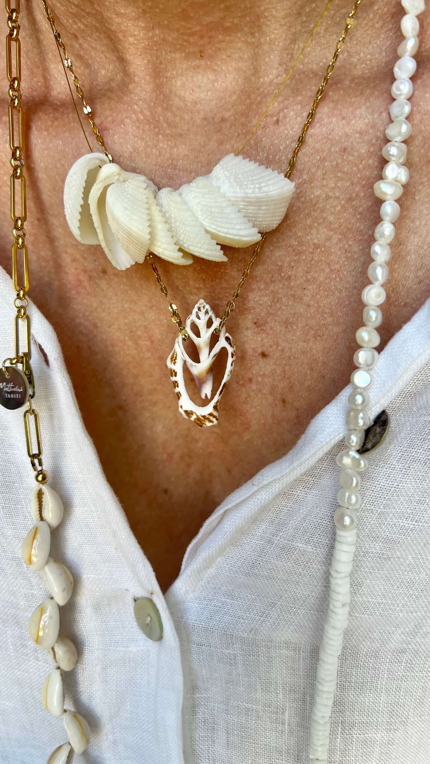 COLLIER TAO'A