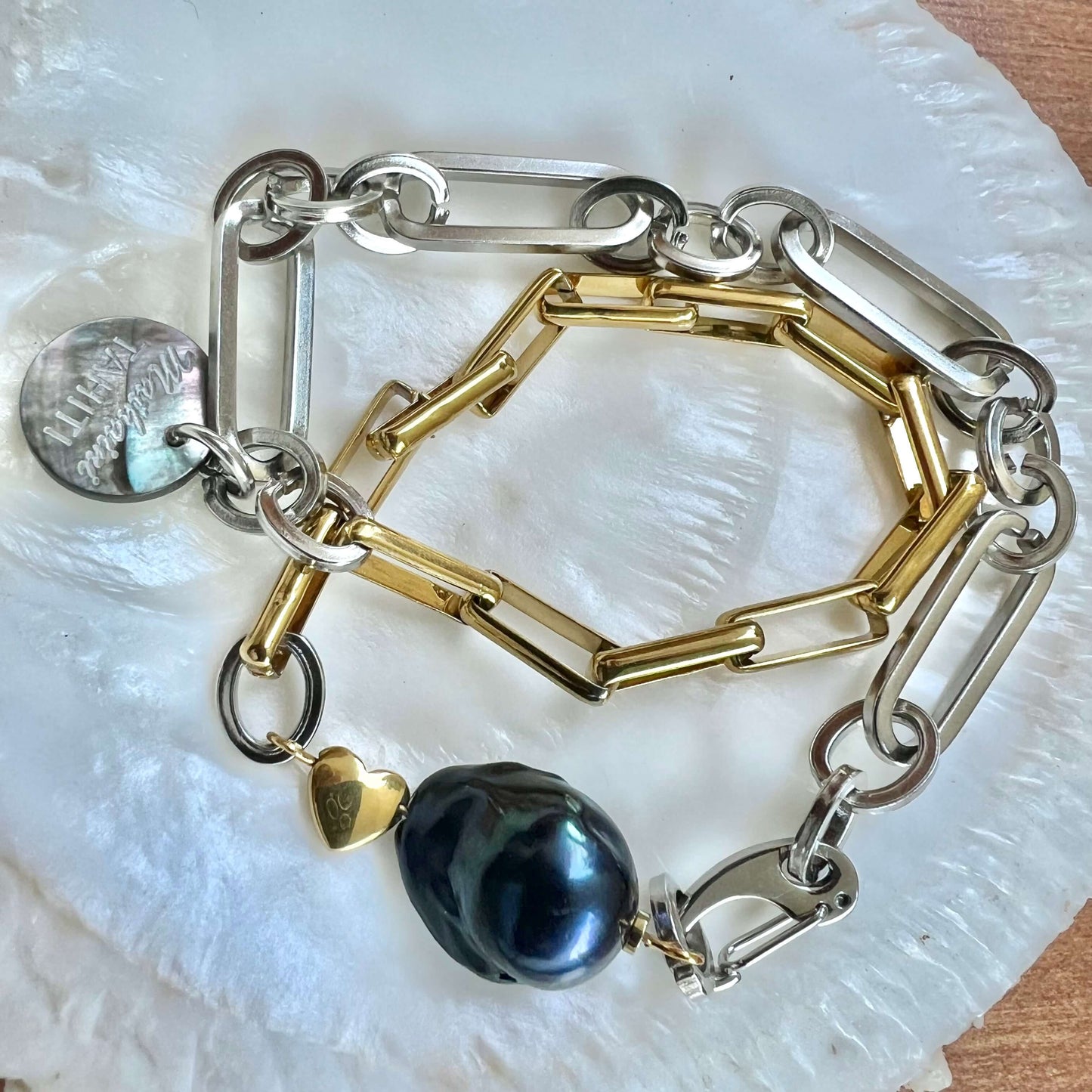 COLLIER MA’O