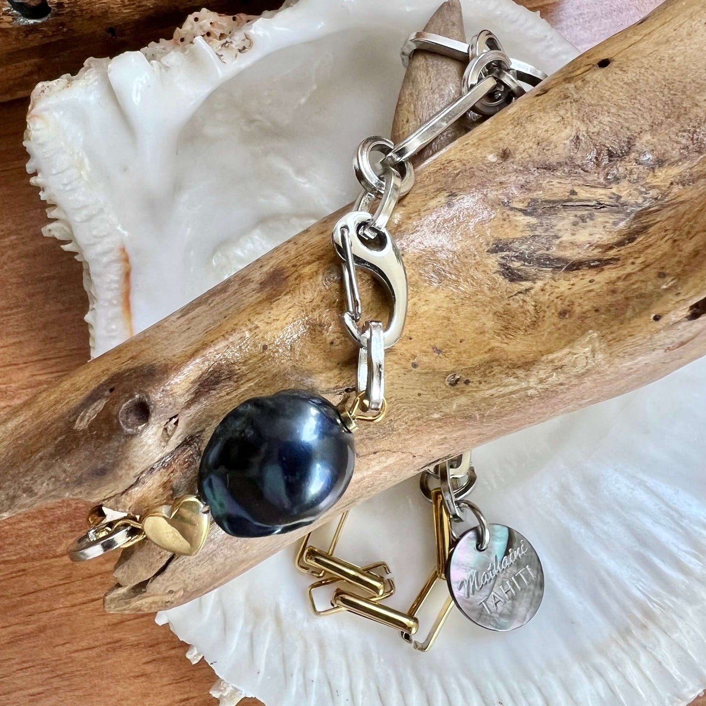 COLLIER MA’O