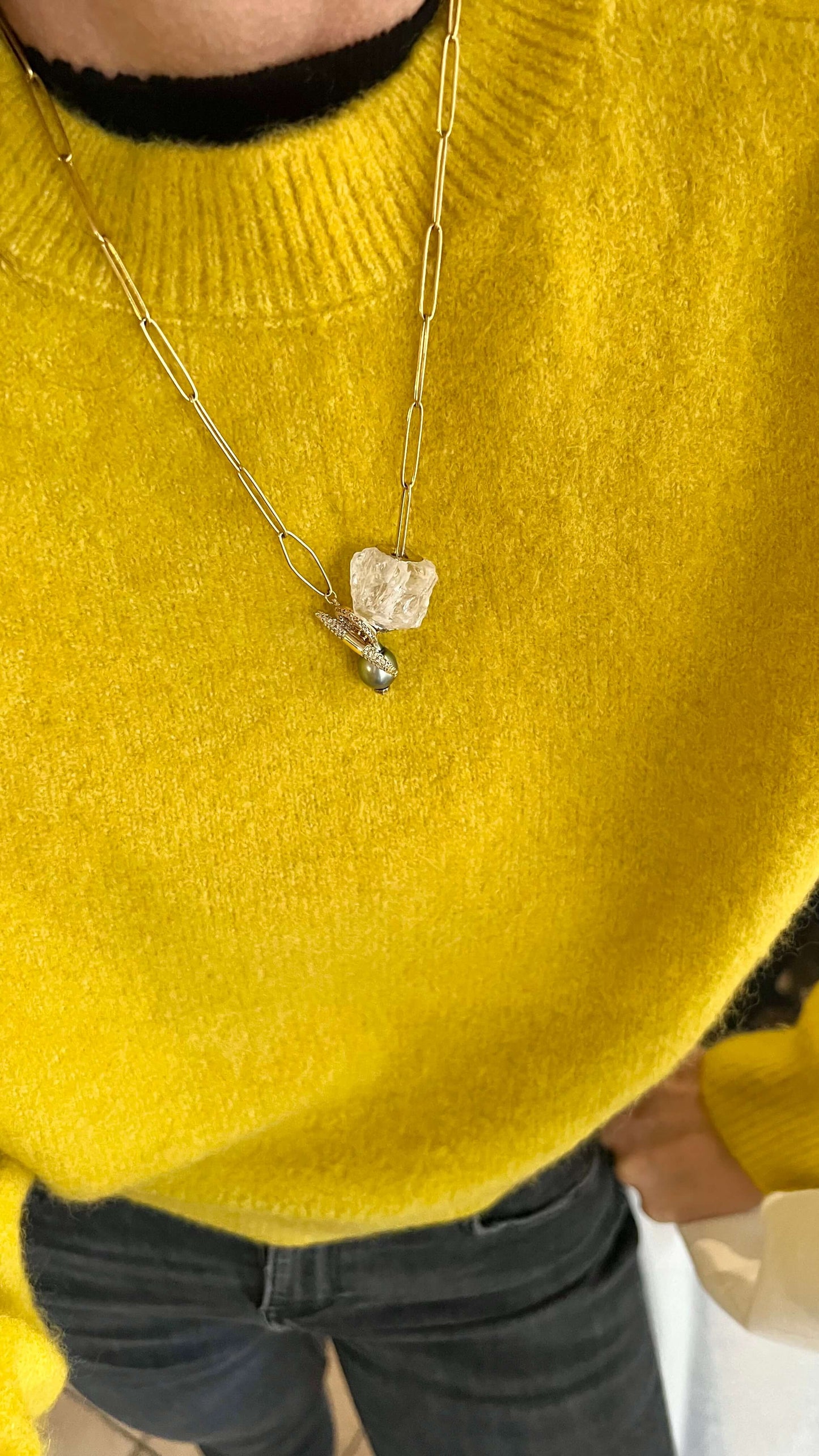 COLLIER MĀRAMA