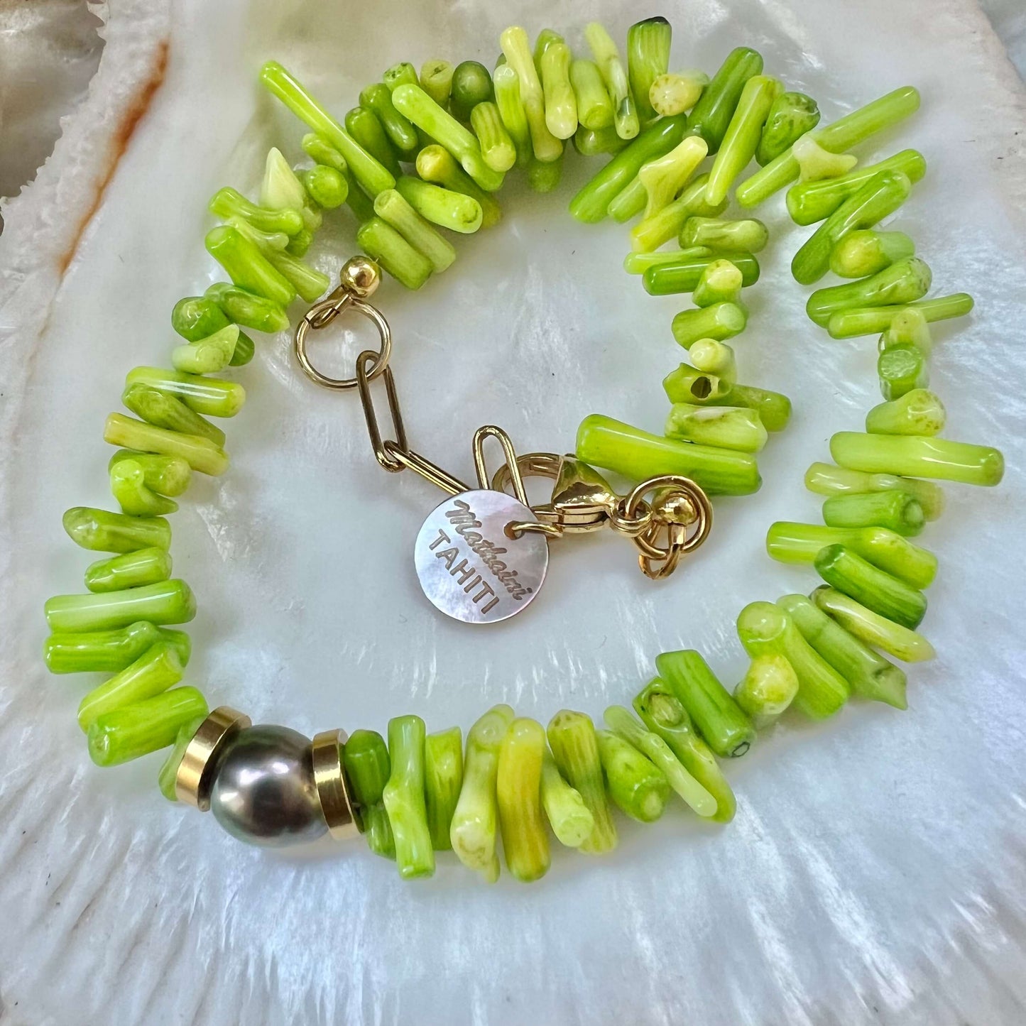 COLLIER FARERO