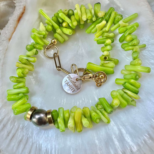 COLLIER FARERO
