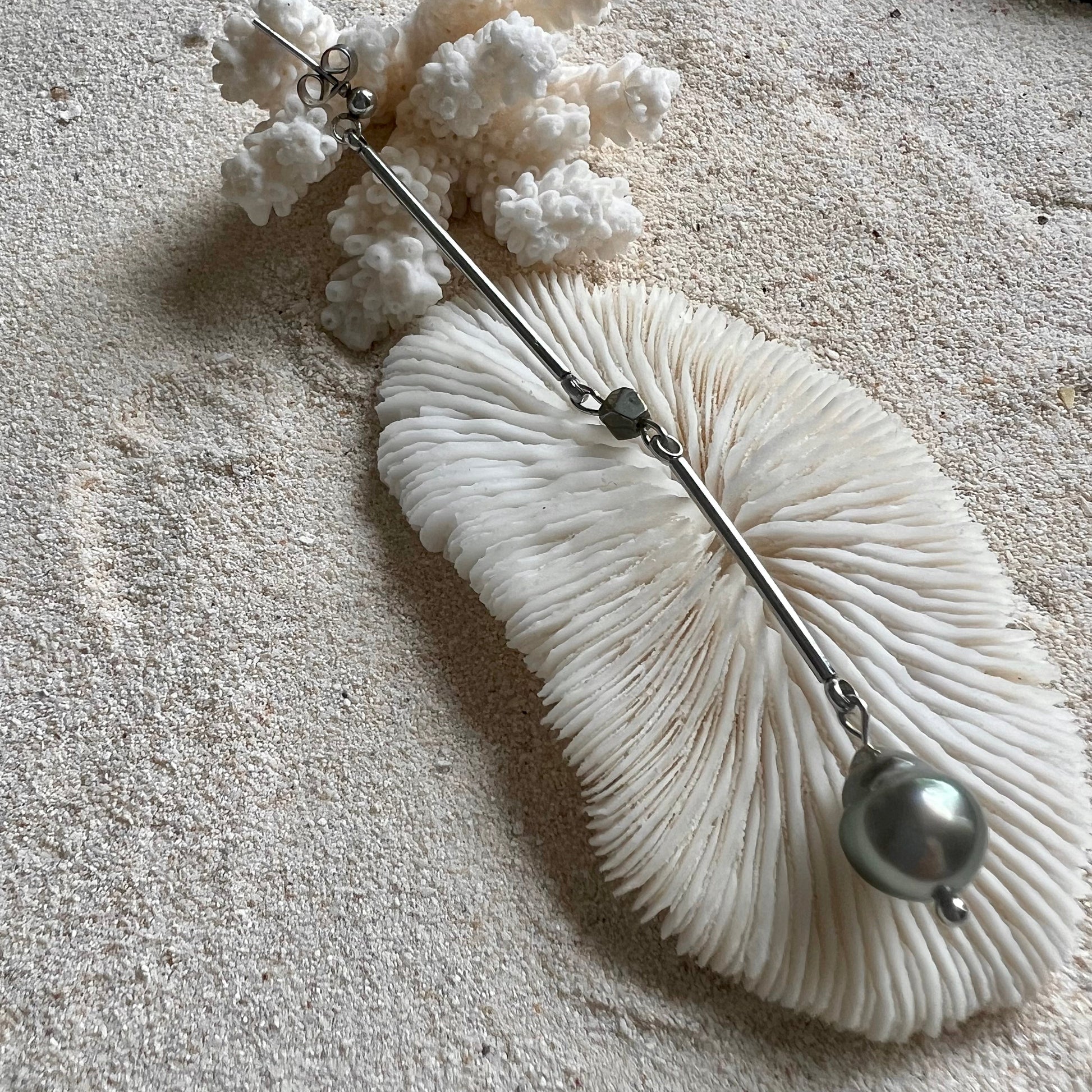 MONO ou PAIRE de BOUCLE TAUĀMURI-Mathaini Tahiti